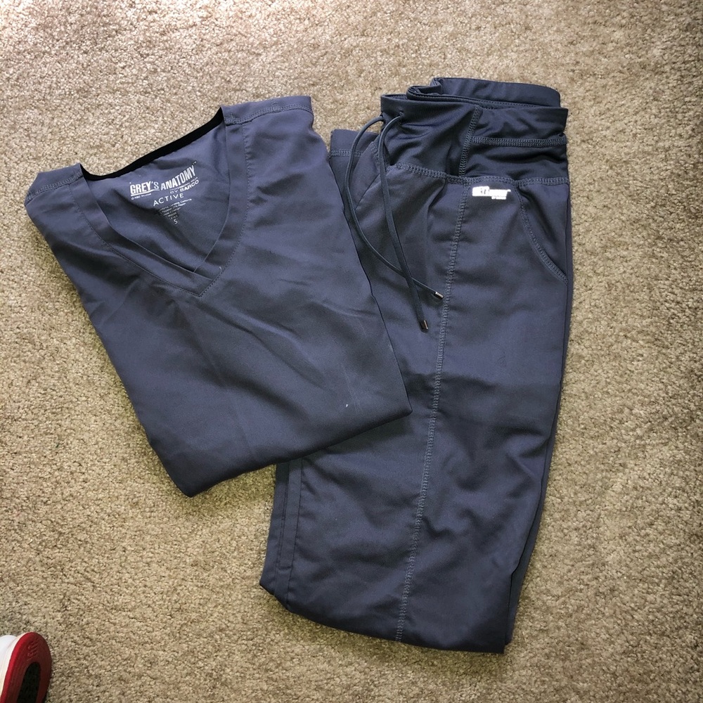 Greys anatomy scrubs set!